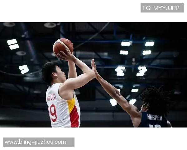 明早无课提前观看王俊杰熬夜为中国男篮加油对战韩国的精彩时刻